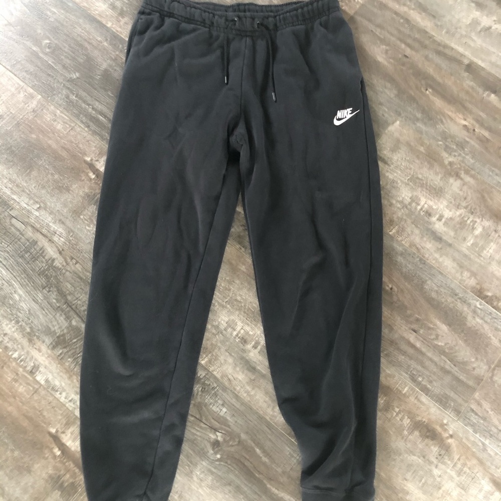 sweatpants